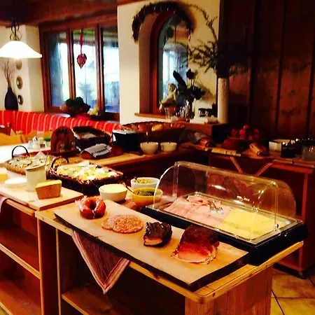 Gasthof-pension Mosl Hotel Hippach